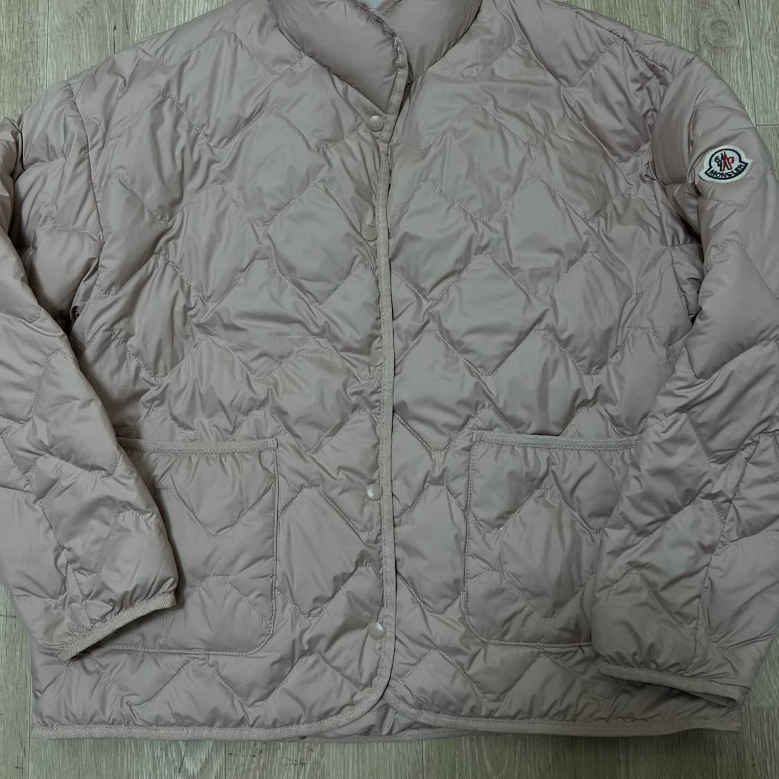 몽클레어 여성 와펜 퀼티드 패딩 점퍼 L/100 상품이미지4