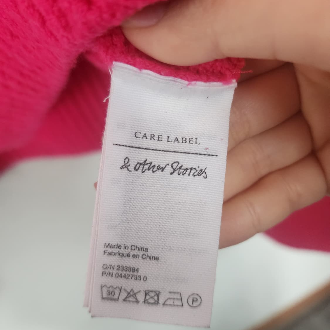 앤아더스토리 핫핑크 터틀넥 니트 스웨터 상품이미지5