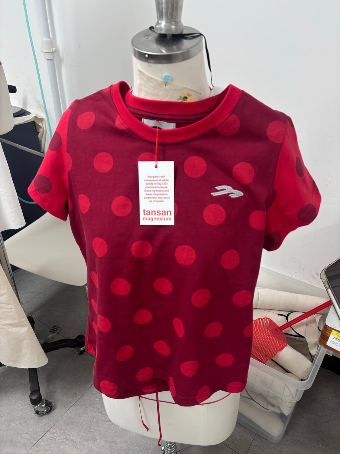 탄산마그네슘 도트(레드) 새상품 상품이미지1