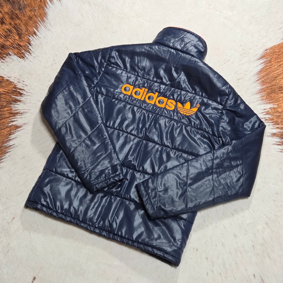 아디다스 네이비 배색 패디드 누빔 점퍼 상품이미지4