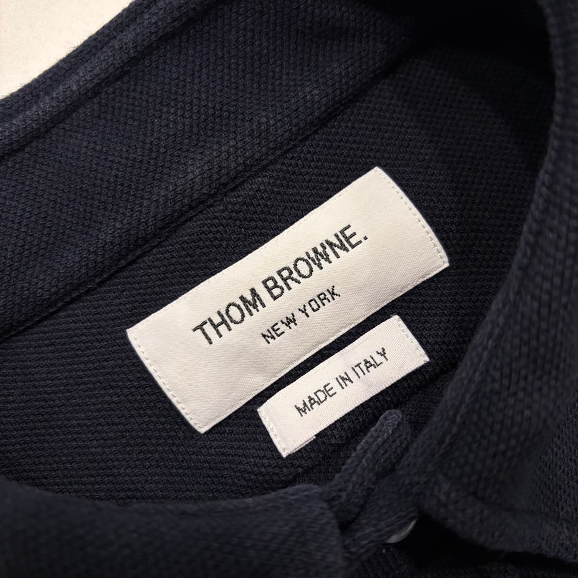 [4] 톰브라운 암맨드 삼선 긴팔 셔츠 B424 상품이미지5