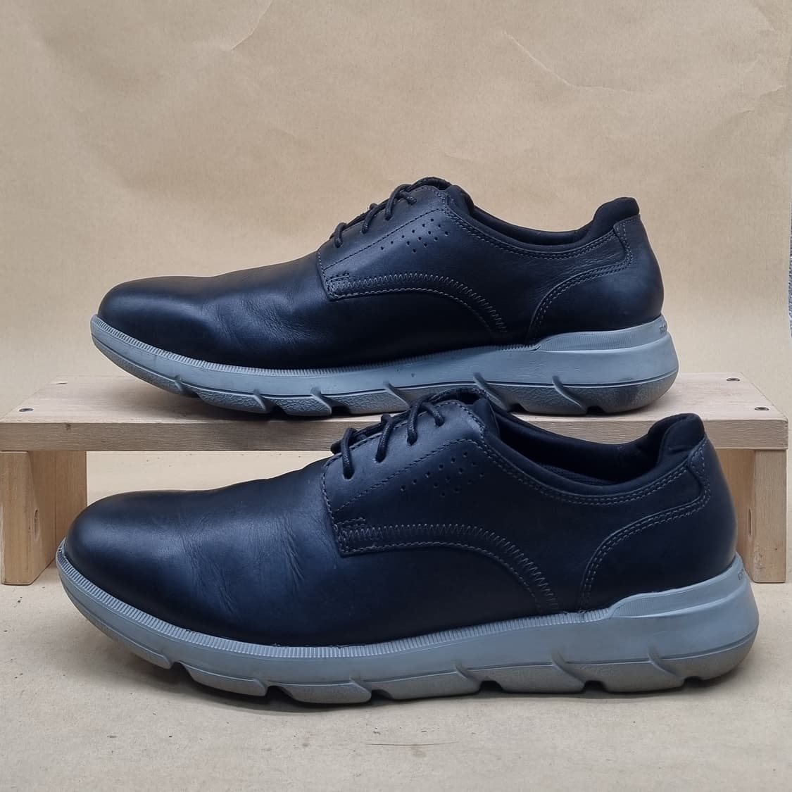 락포트 그레이디 플레인토 남성컴포트화 280 상품이미지1