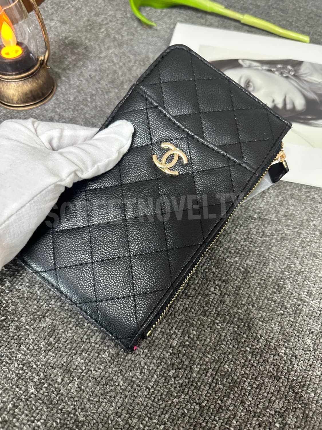 샤넬뷰티 캐비어 클래식 폰 홀더 파우치 블랙 상품이미지4
