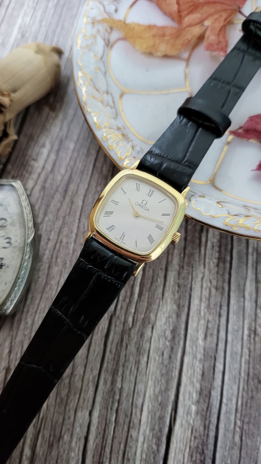 정품 오메가 드빌 로만 인덱스 드레스 쿼츠시계 상품이미지1