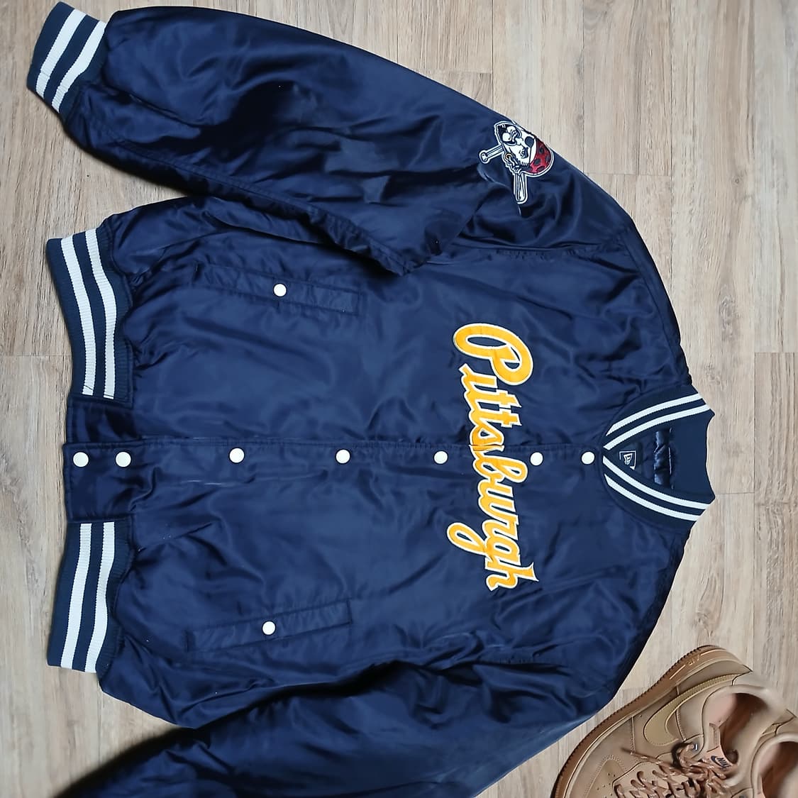 newera 뉴에라 엠엘비 스타디움 바시티 피츠버그 누빔 야구 패딩 자켓 상품이미지3