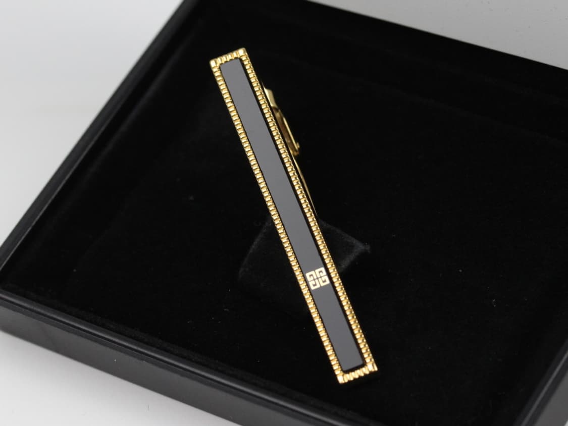 지방시 A+등급 5.3cm 남자 명품 넥타이핀 상품이미지1