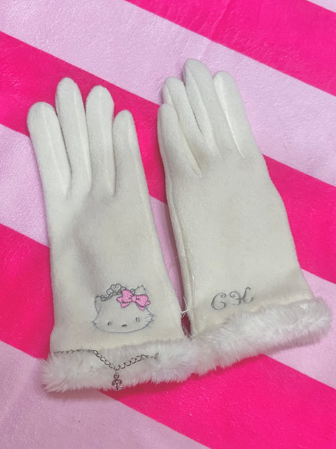 (새상품)챠미키티 장갑 고전키티 상품이미지1