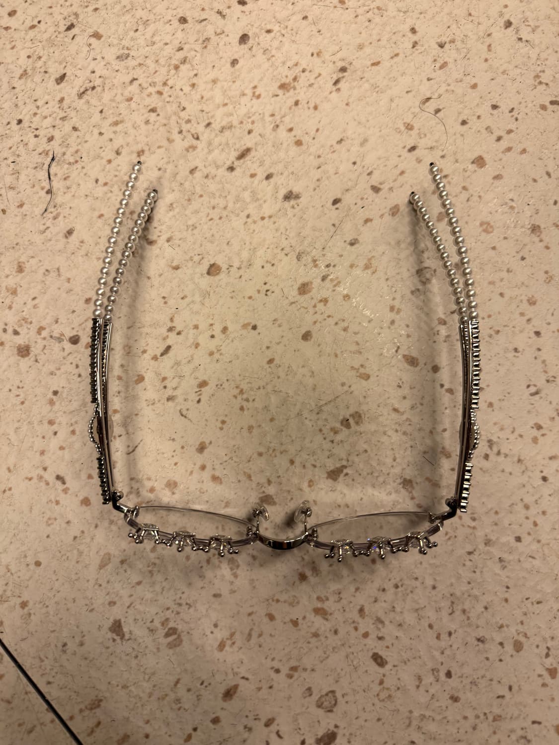 젠틀몬스터 진주 안경 상품이미지4