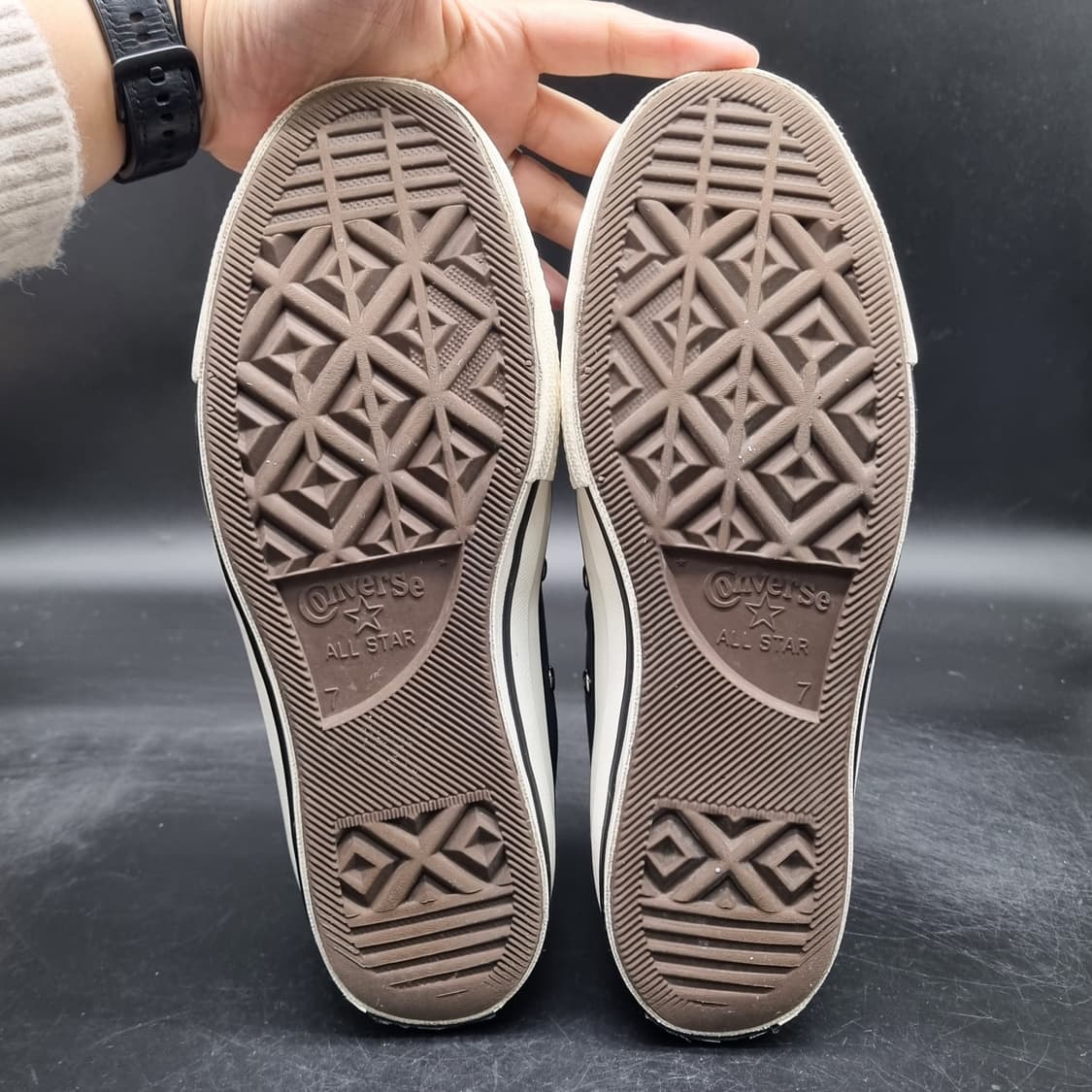 컨버스 척테일러 안감털 레더 하이탑255 상품이미지3