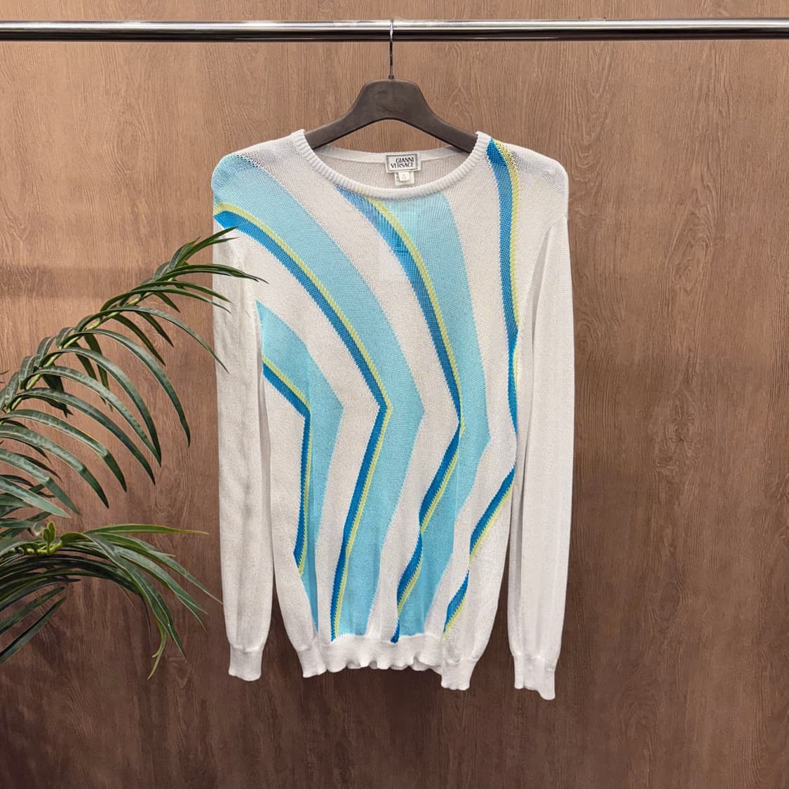 베르사체 긴팔 시어 니트 지그재그 기하학 그래픽 패턴 디테일 화이트 상품이미지1