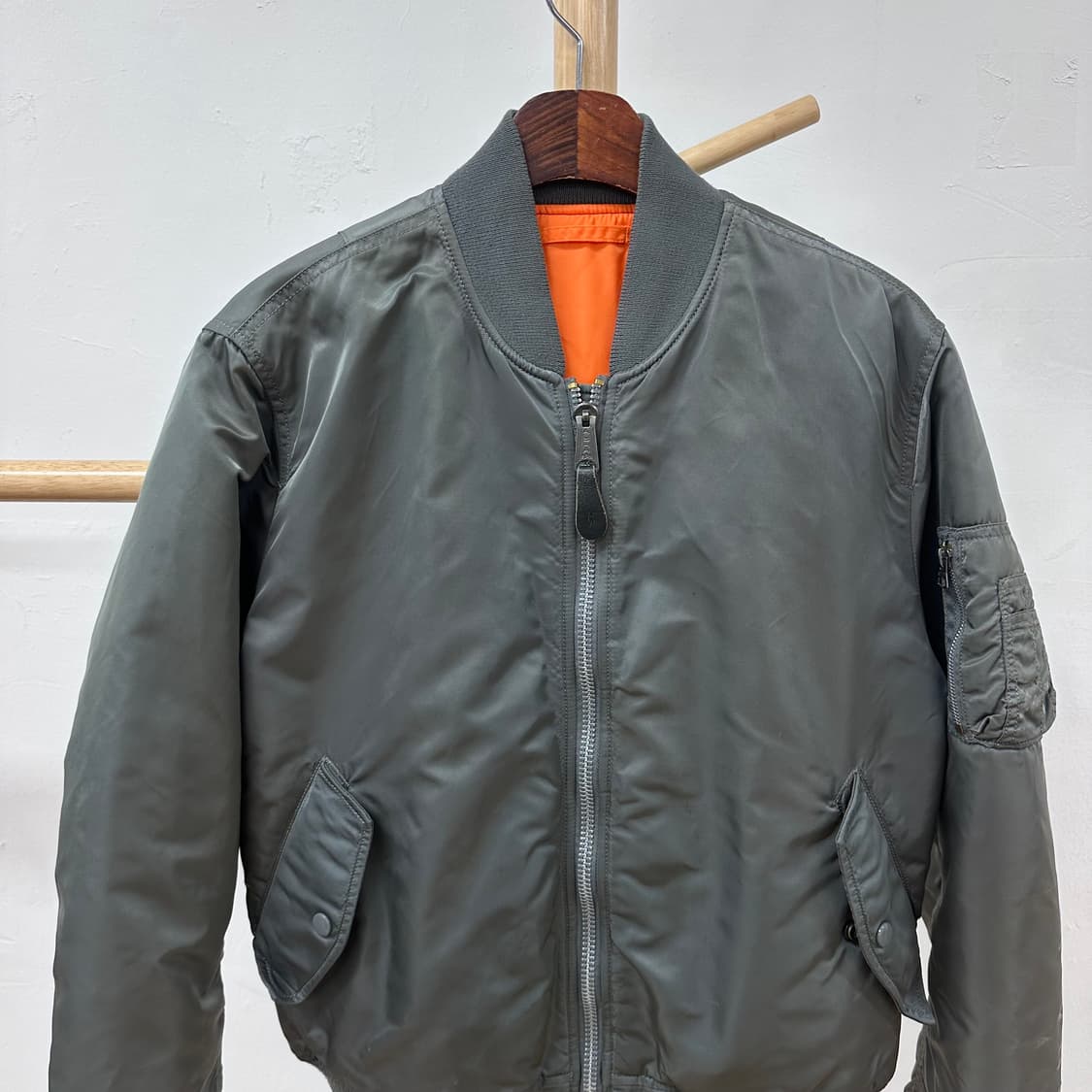 알파인더스트리 MA-1 마원 항공점퍼 M사이즈 상품이미지2