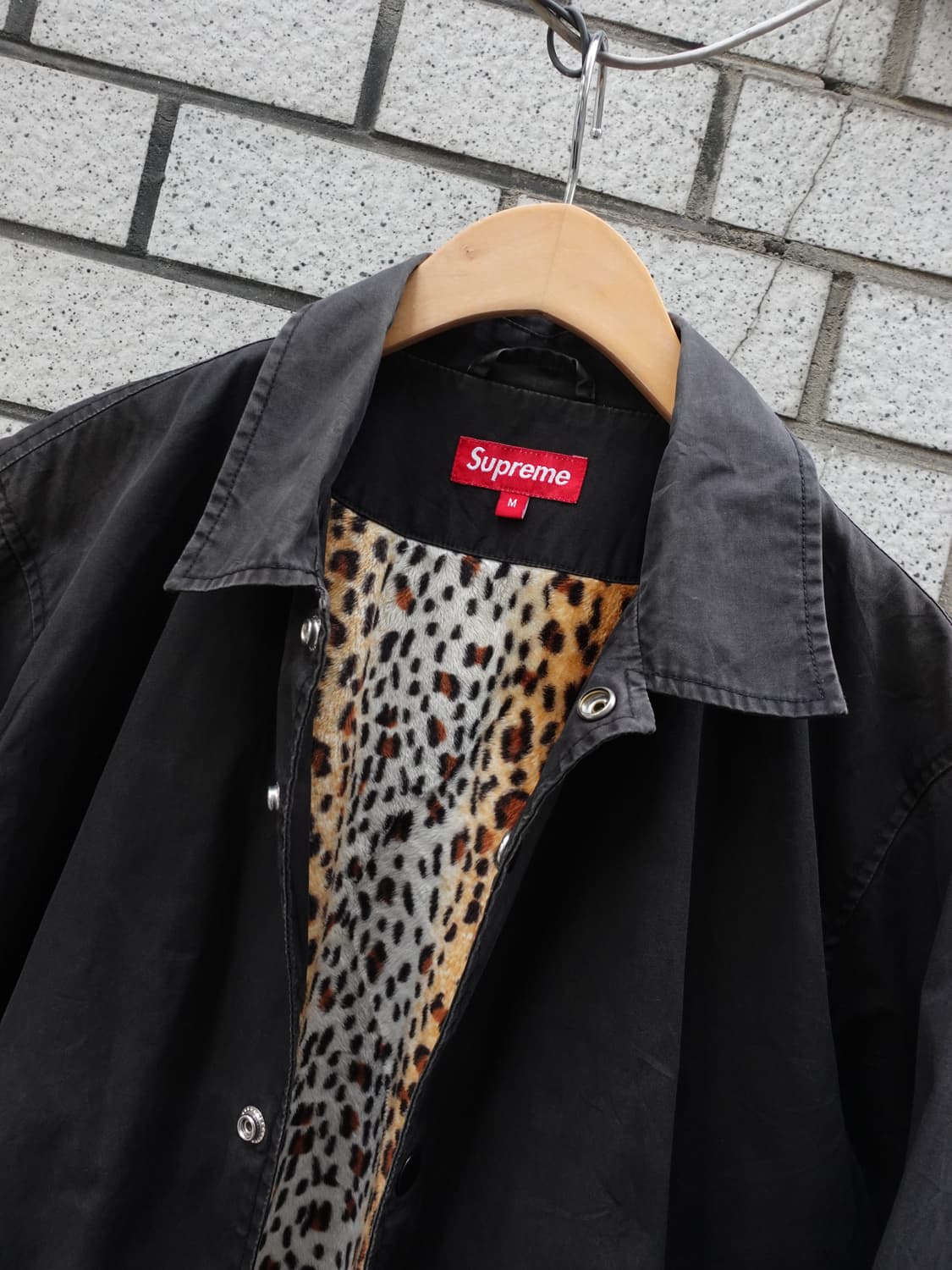 SUPREME leopard coach jacket 상품이미지2