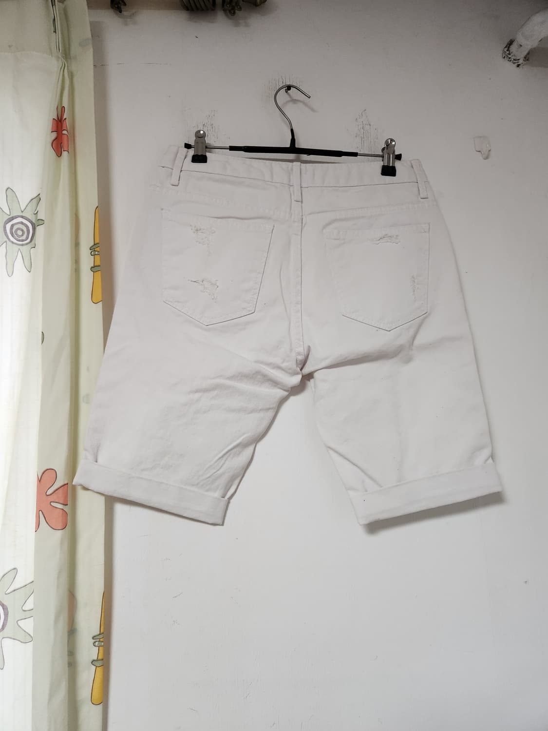 새것)clizy 화이트 데미지 반바지 28 상품이미지4