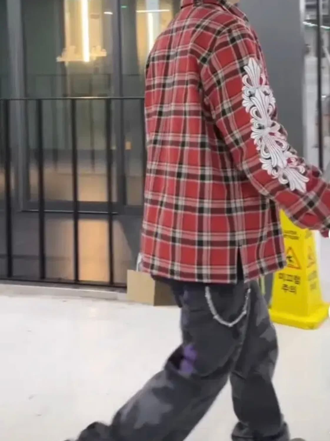 새상품 25FW 크롬하츠 플란넬 암 플로랄 체크셔츠 자켓 XL 신세계택 상품이미지7