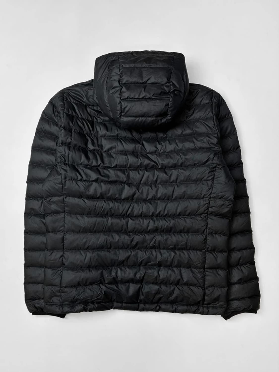 파타고니아 맨즈 구스 다운 경량 후드 패딩 PN5210 상품이미지6