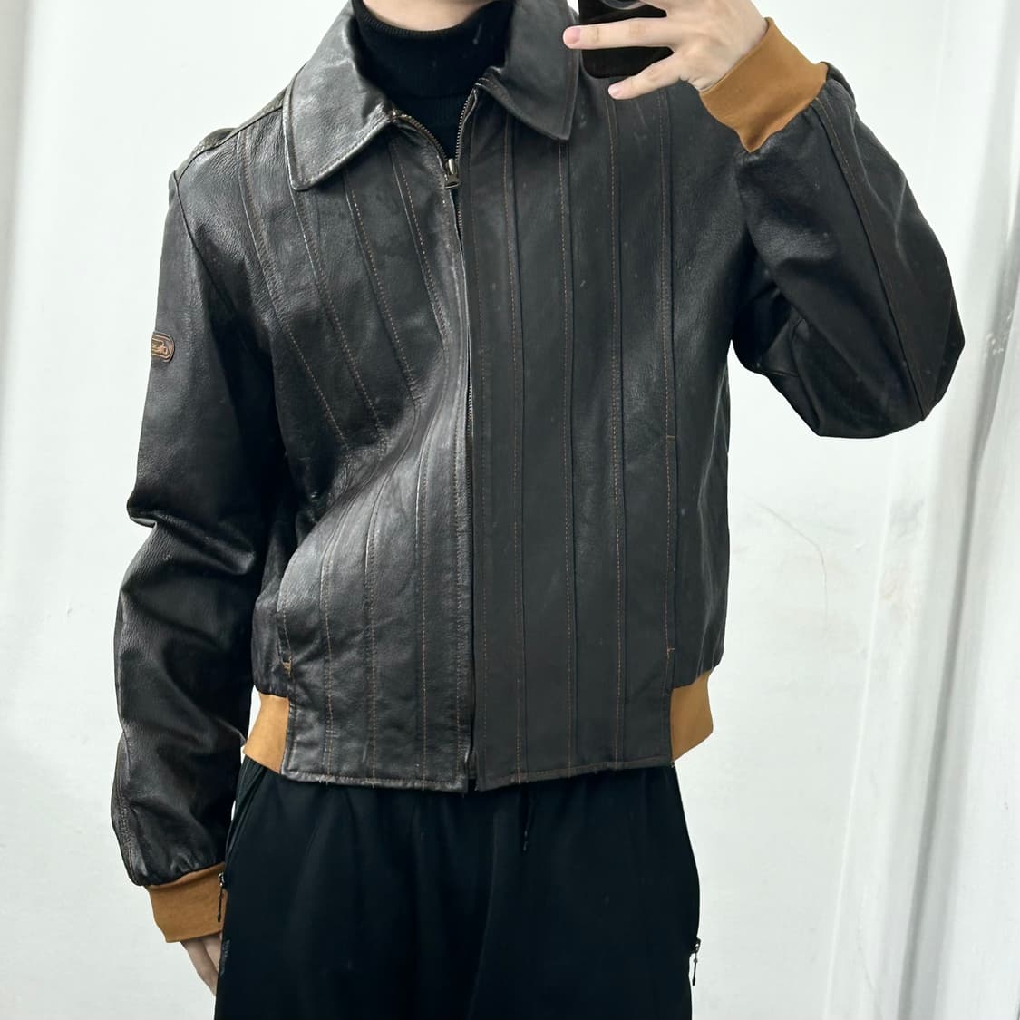 디젤 카우하이드 플리츠 자켓 상품이미지2