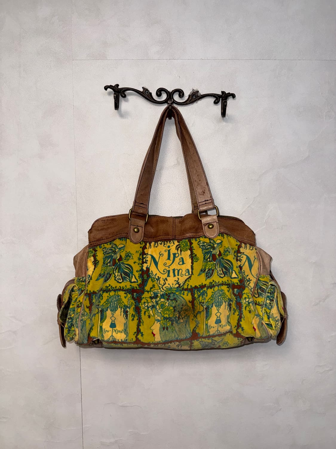 IPA-NIMA yellow green velvet pocket 토트백 상품이미지4