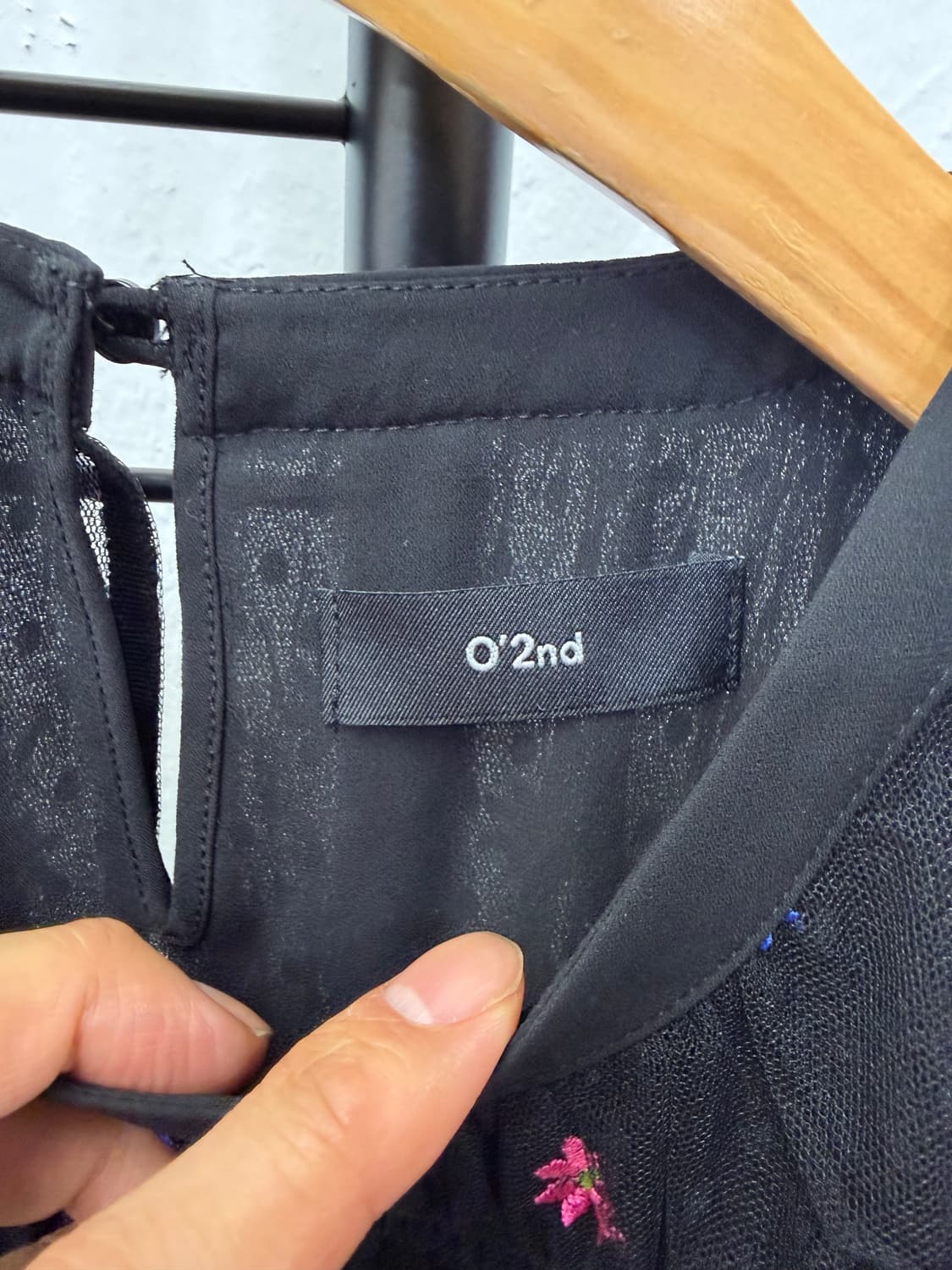 정품) O2ND 오즈세컨 한섬 20ss 꽃 자수 시스루 블라우스 76 상품이미지7