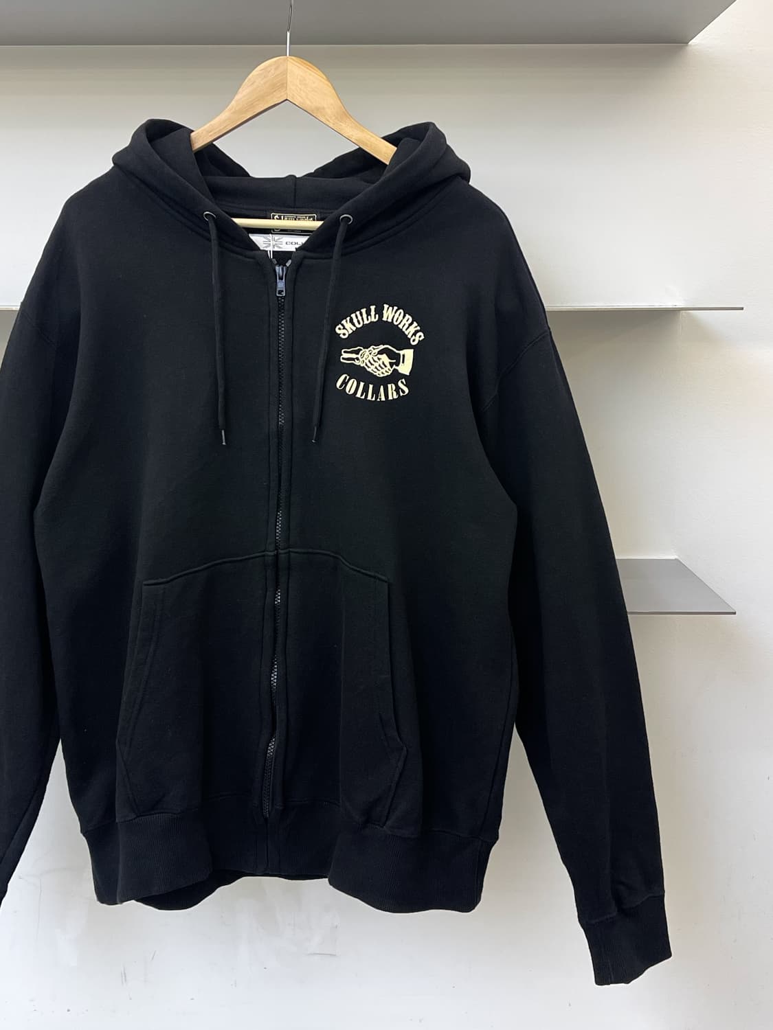 스컬웍스 X 카라스 스컬 본 후드집업 상품이미지3