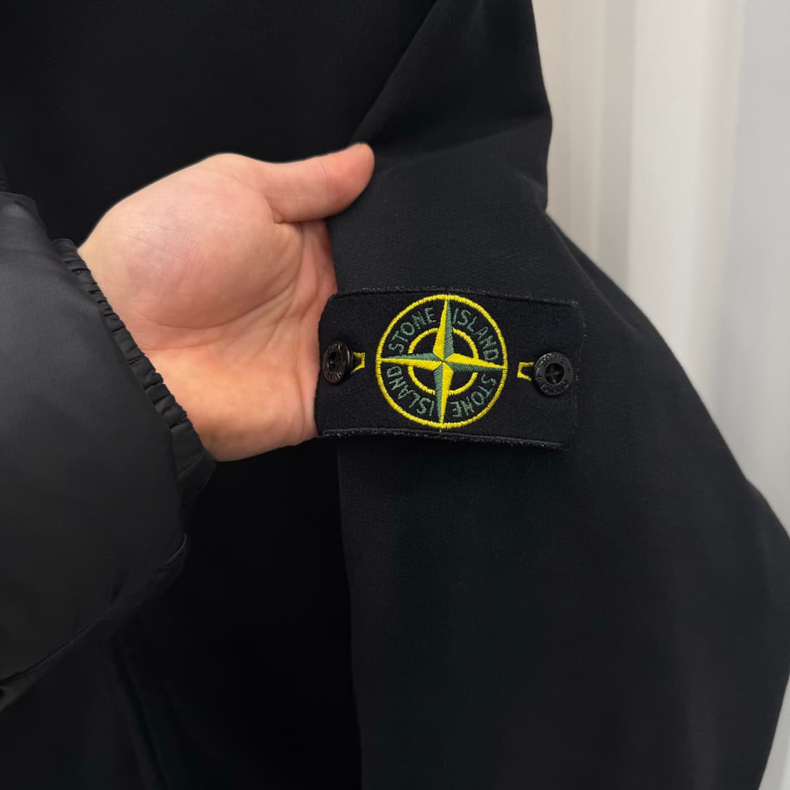 [XXL] 스톤아일랜드 후드집업 블랙 상품이미지3