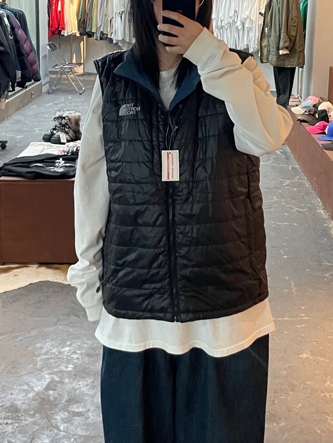 노스페이스 리버시블 경량 패딩 조끼 H1744 상품이미지2