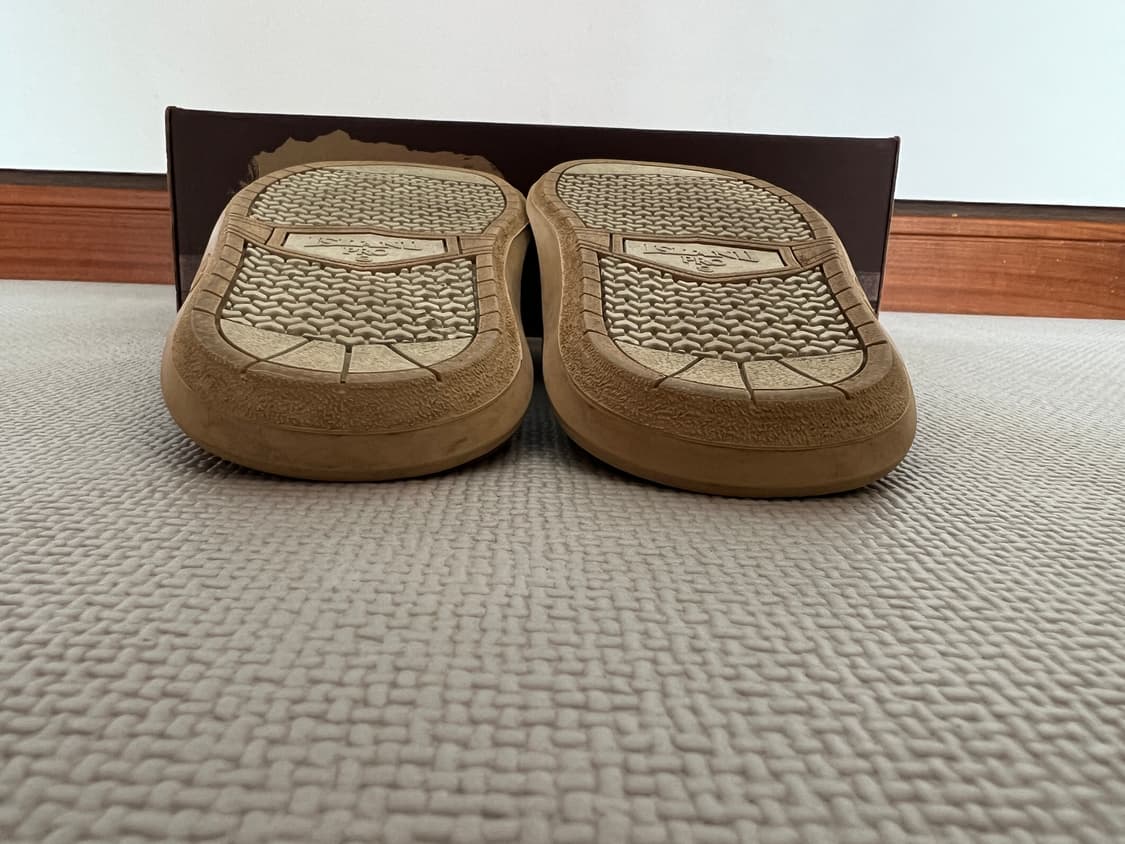 무료배송 - 2회 착용 Made in USA 아일랜드 스웨이드 슬리퍼(피 상품이미지5