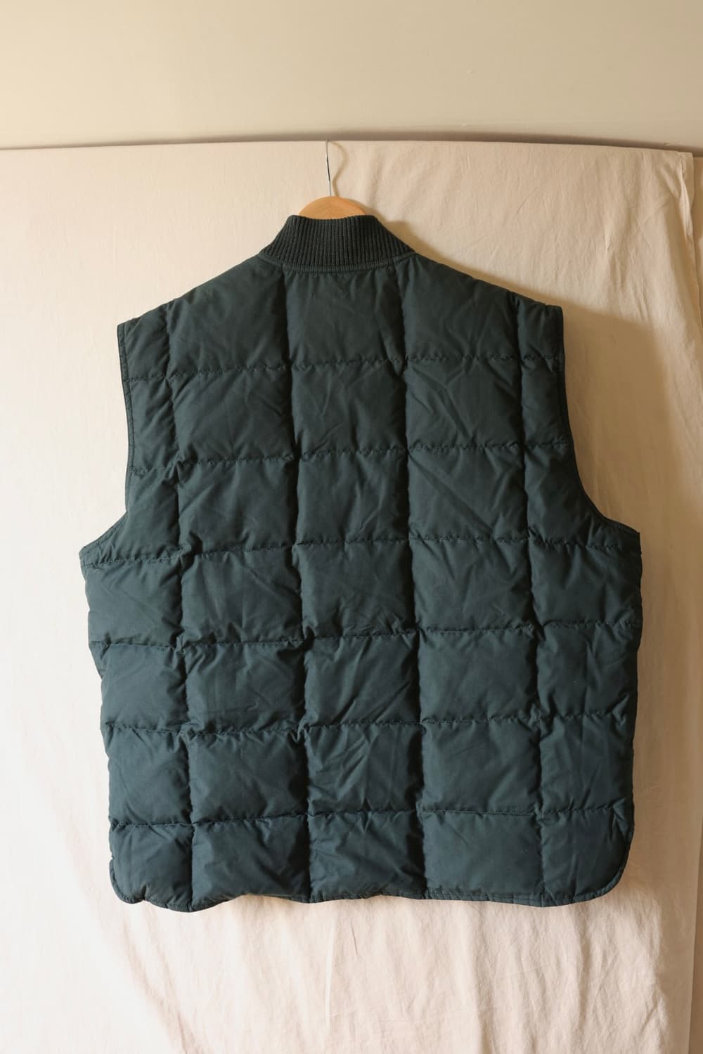 에디바우어 80s 90s 리버시블 구스다운 베스트 베이지 그린 신품급

 상품이미지6