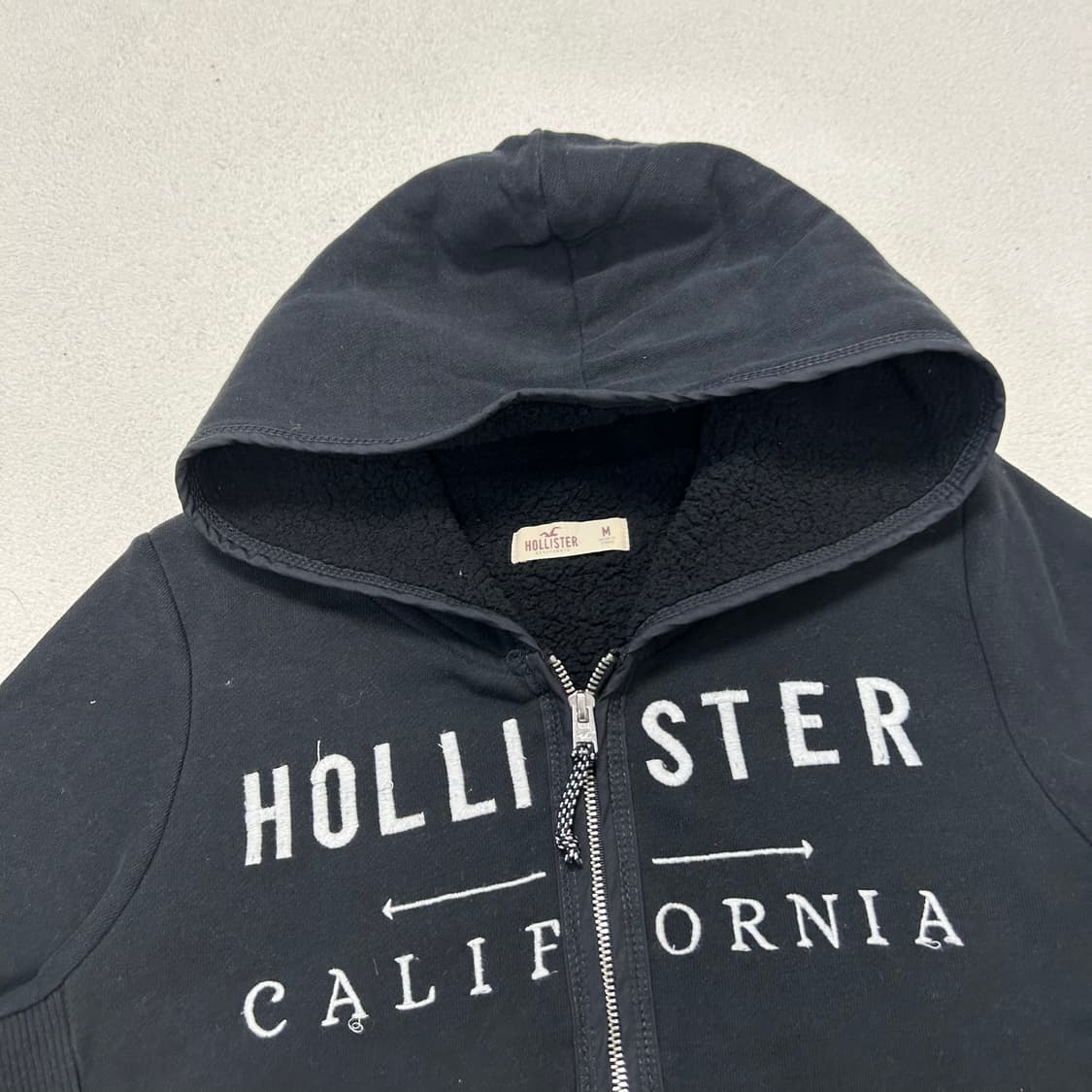 Hollister black fleece Hoodie Zip-up 상품이미지5