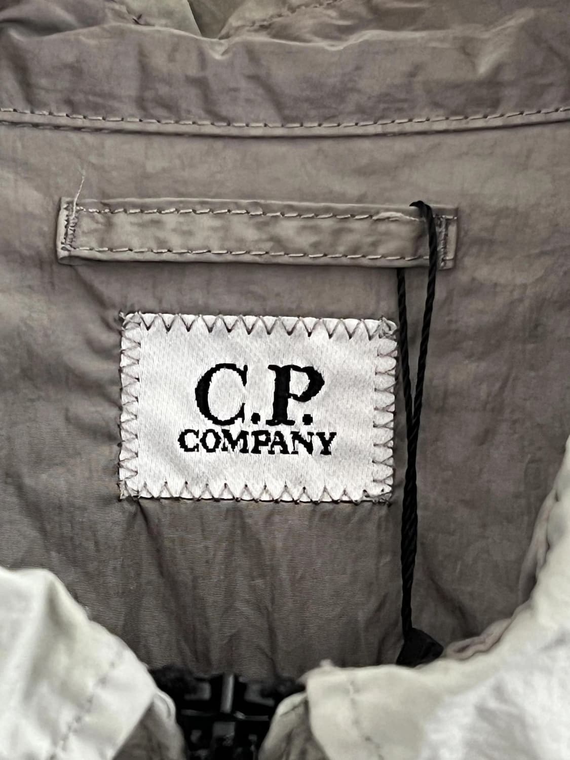 씨피컴퍼니 바람막이 상품이미지2