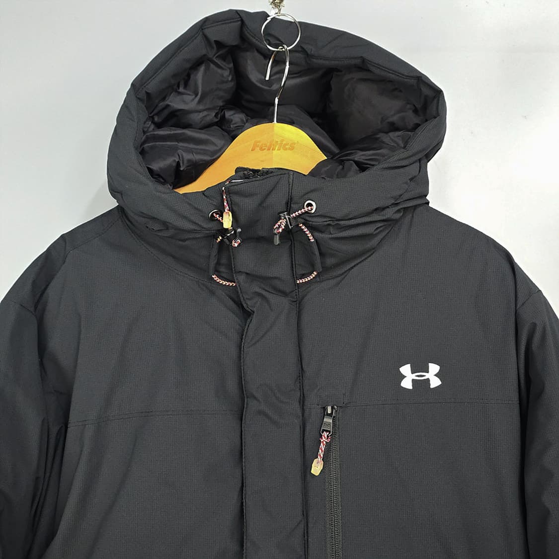 언더아머 구스다운 자켓 M 상품이미지2