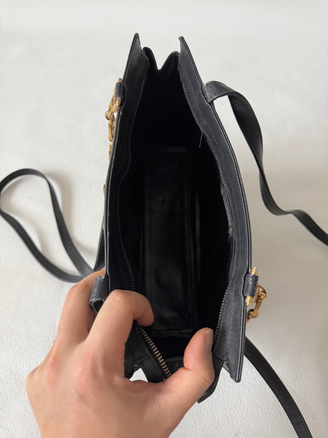 90's 지아니 베르사체(GIANNI VERSACE) 메두사 크로스백 상품이미지8