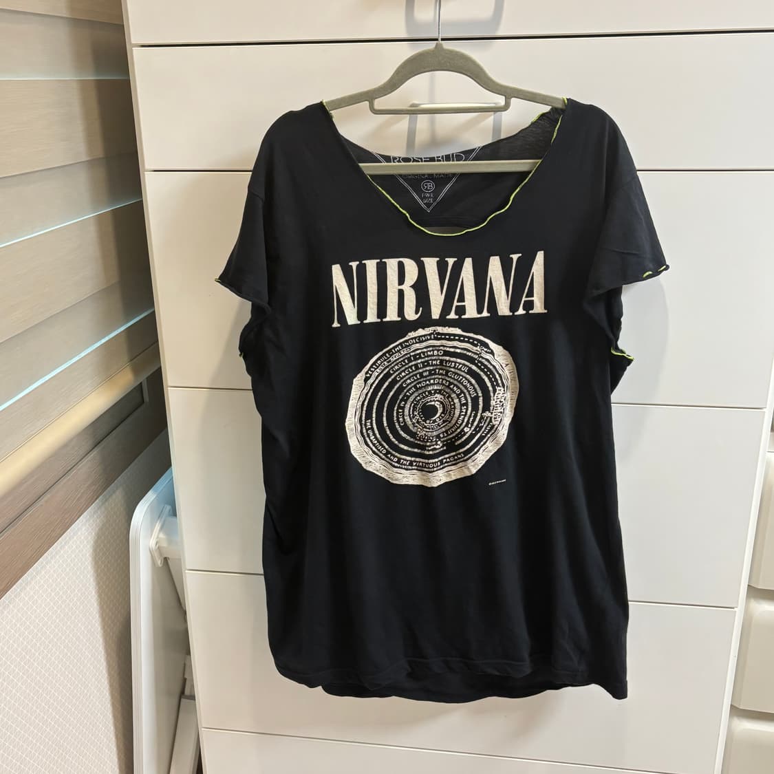 NIRVANA 너바나 디자인 백 파임 티셔츠 상품이미지1