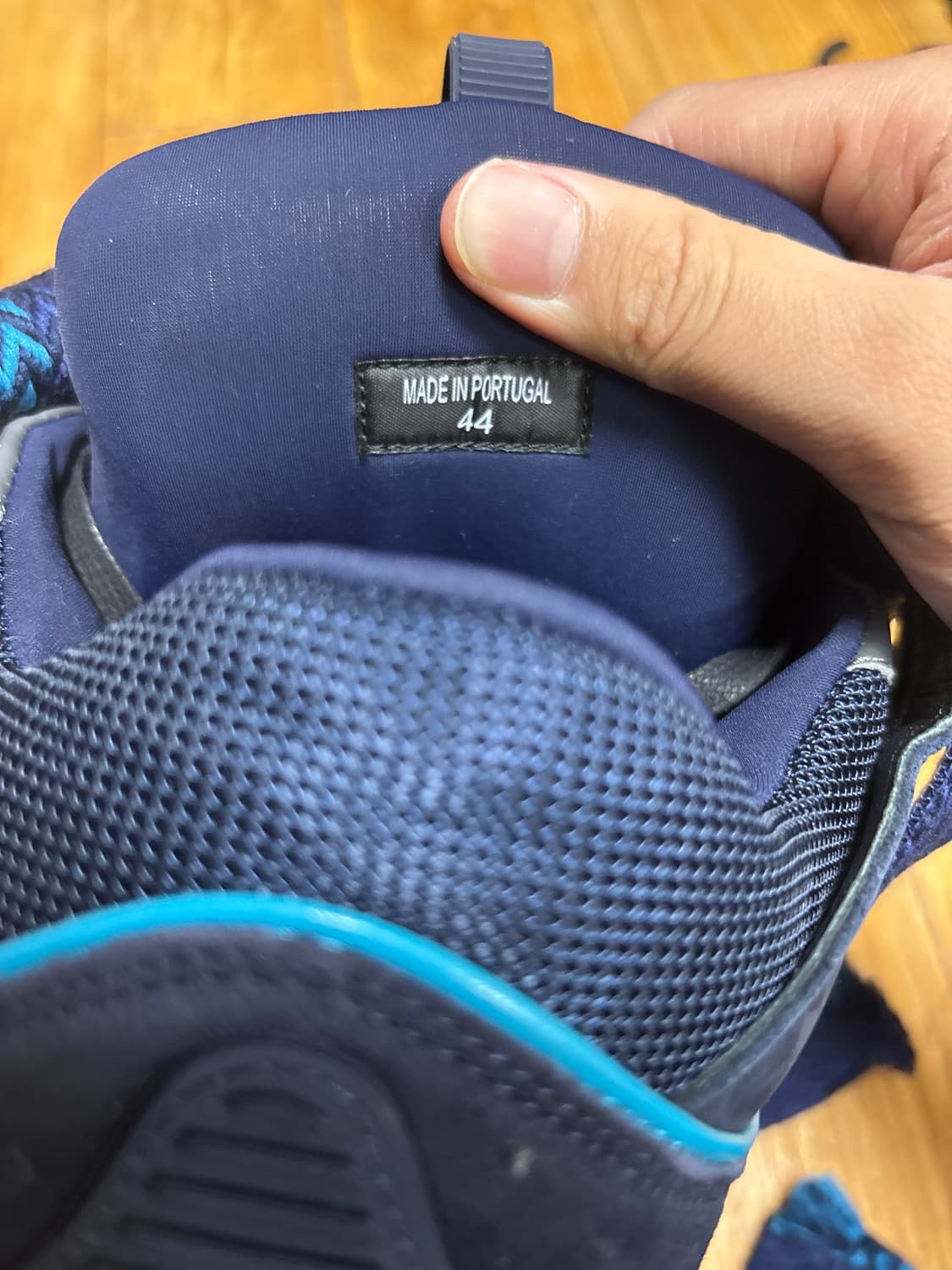 랑방 커브 네이비 44사이즈 팝니다 상품이미지2