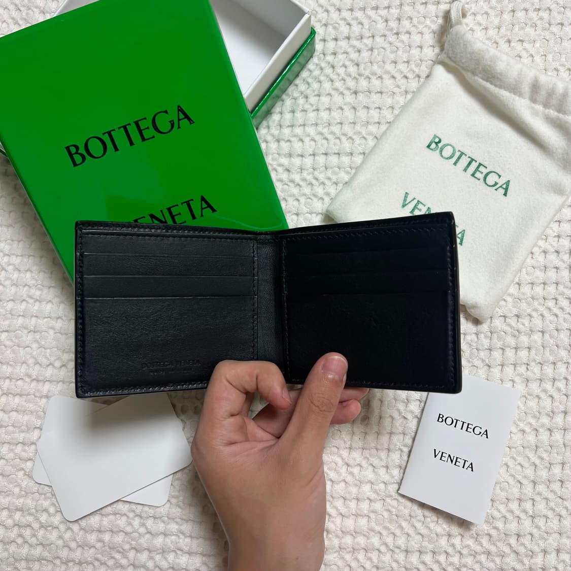 (새상품급 풀구성) 보테가베네타 맥시 반지갑 상품이미지3