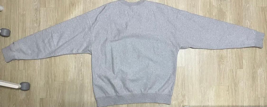 아웃스탠딩 맨투맨 상품이미지3