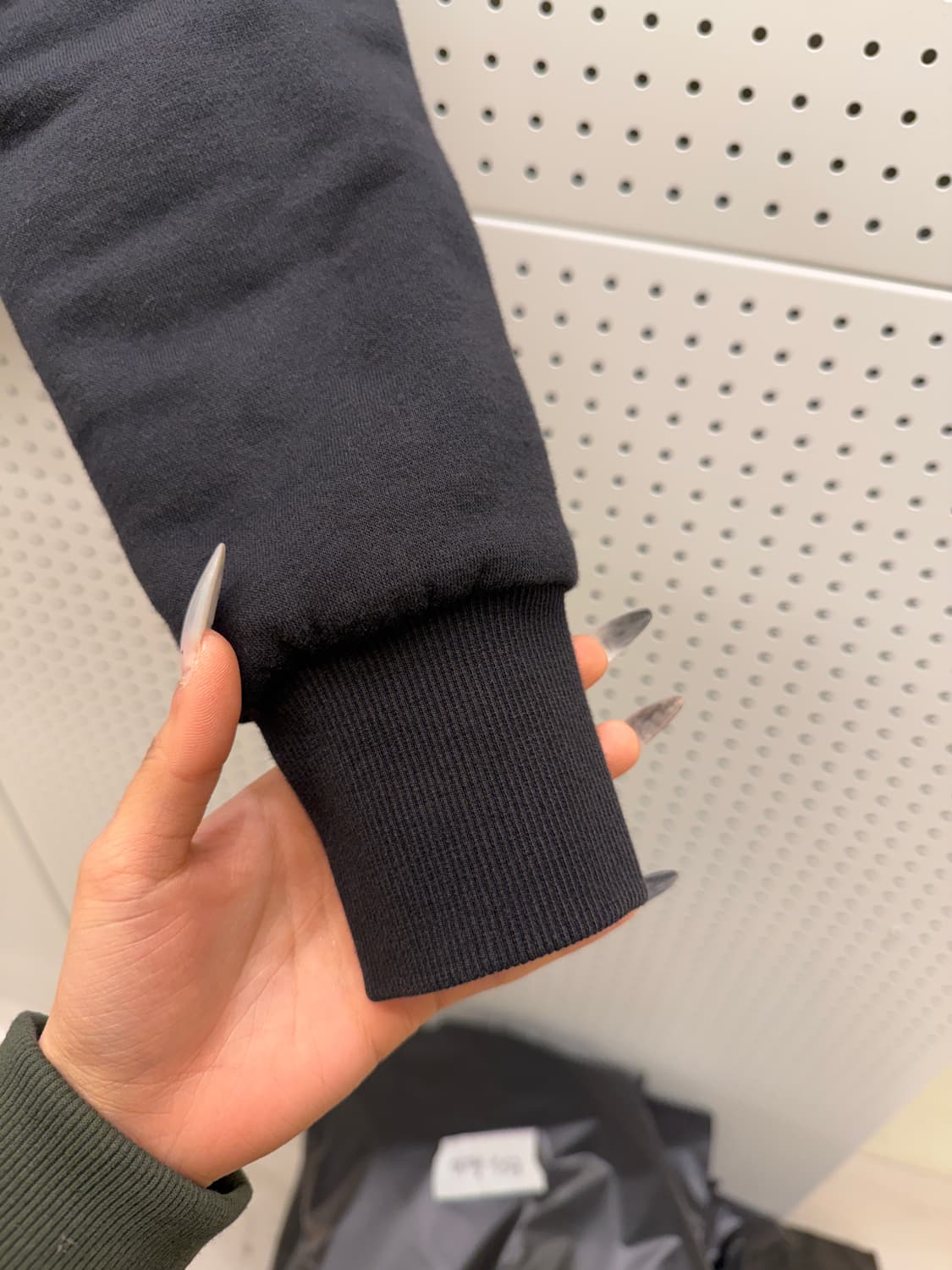 무스너클 블랙 버니 스웨터 후드 집업 U1019 상품이미지4