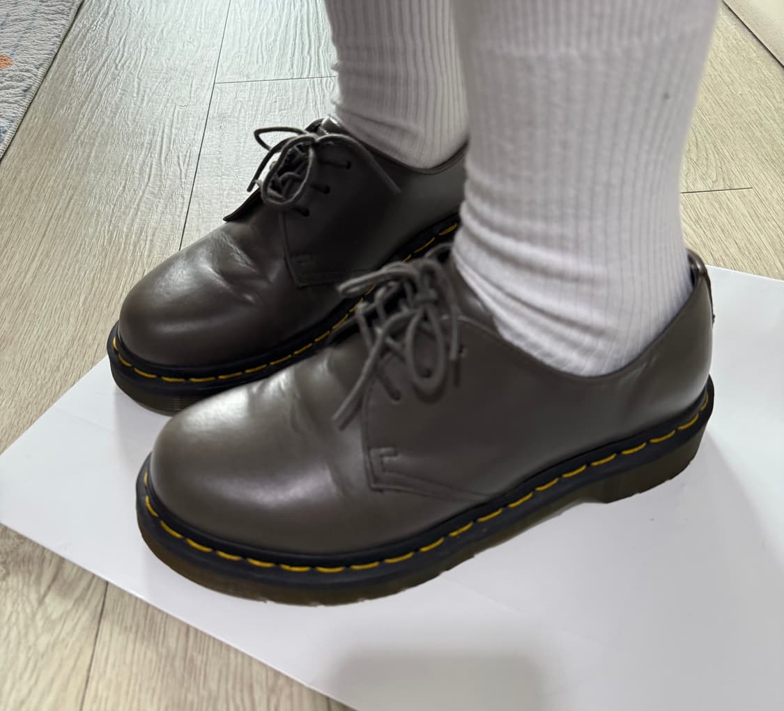 닥터마틴 1461 3홀 더비슈즈 그레이 상품이미지1