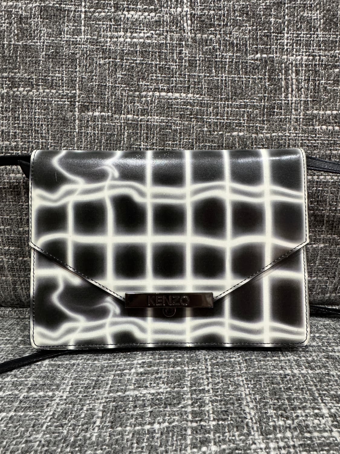 KENZO 겐조 블랙/화이트 숄더백 정품 상품이미지1