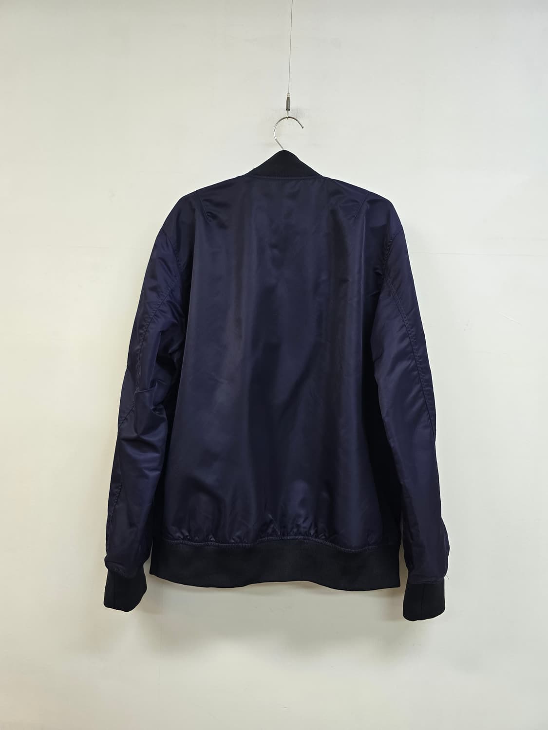 띠어리 신형 플라이트 봄버 자켓 상품이미지8