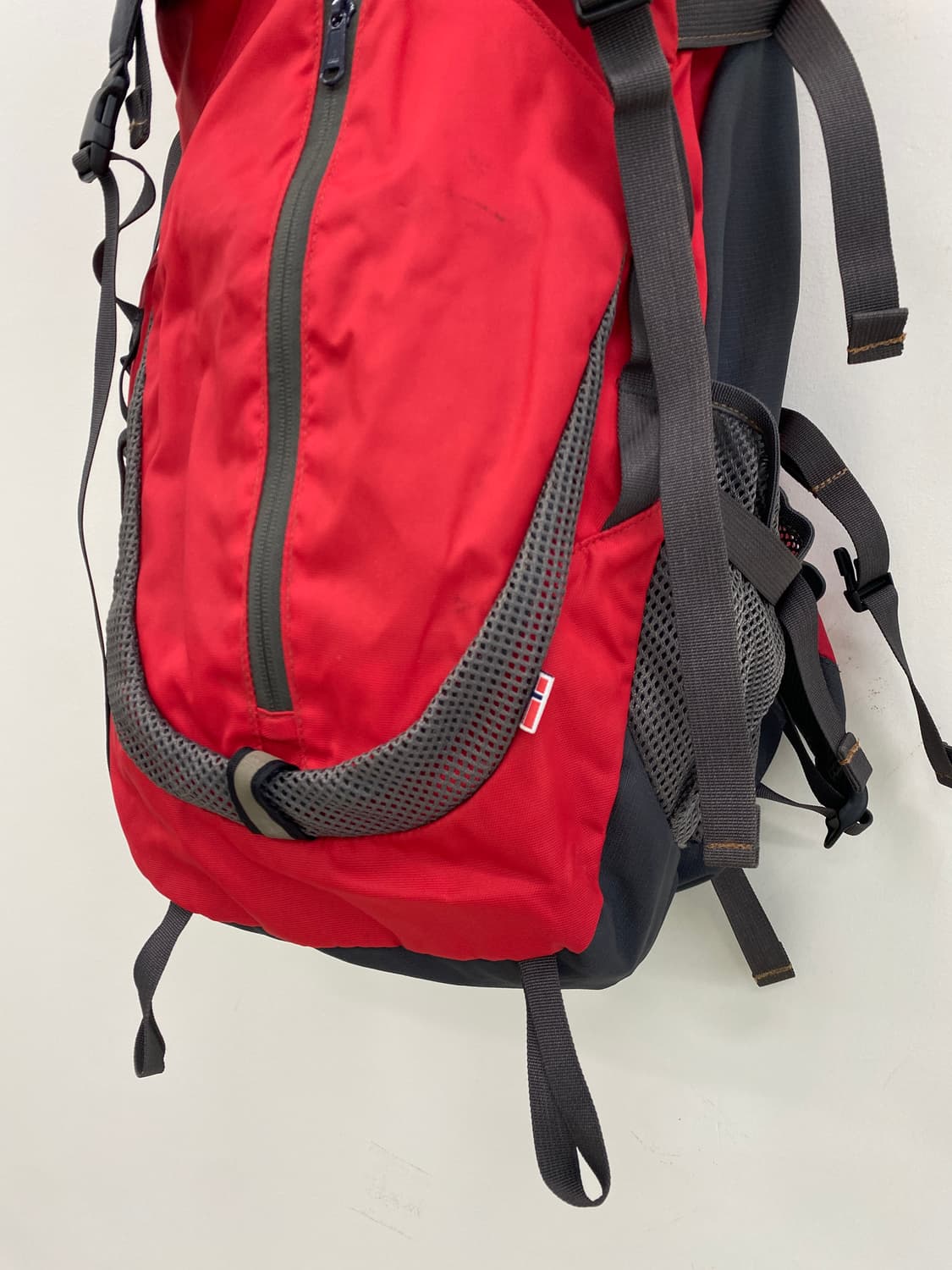 한리한센 트레킹 백팩 35L 상품이미지3