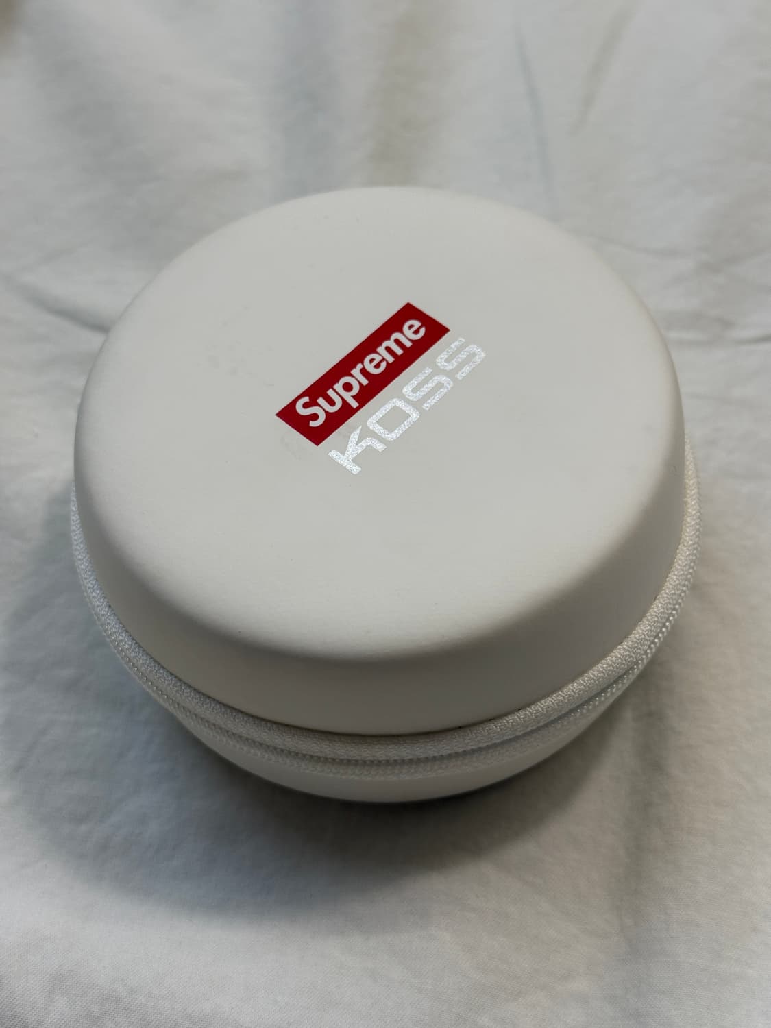 슈프림 코스 포타프로 헤드셋 화이트 상품이미지5