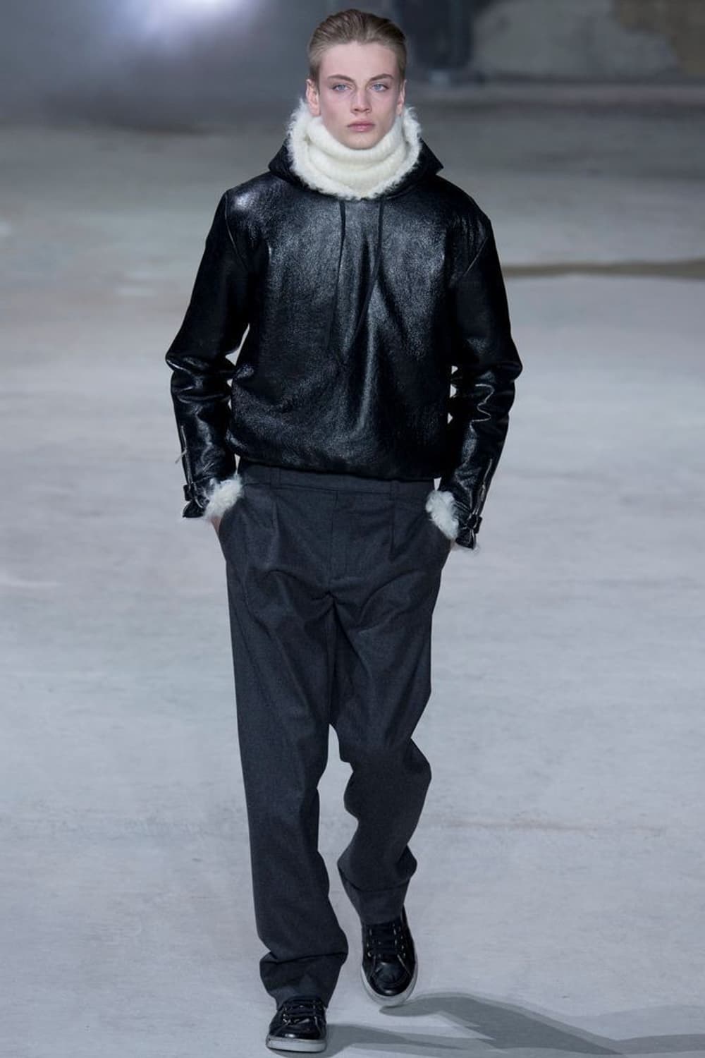 (급급처) 17aw 생로랑 파리 레더 퍼 무스탕 46 상품이미지2