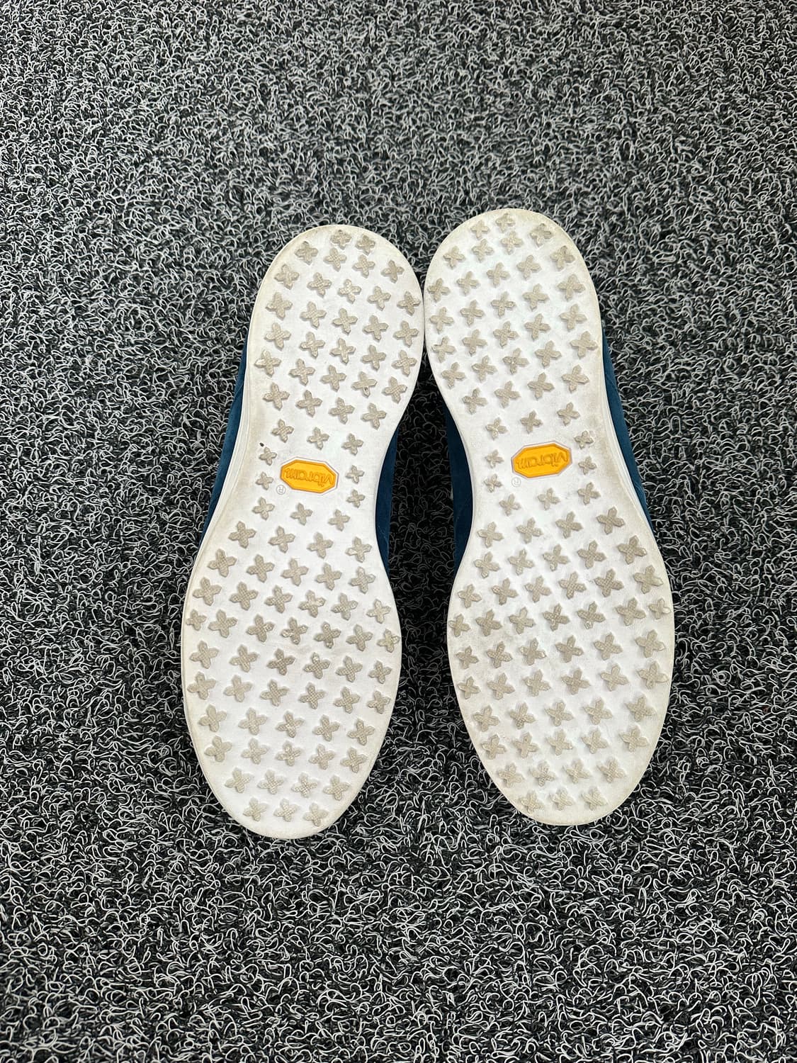 유니크 파란색 스웨이드 스니커즈 275mm 상품이미지4