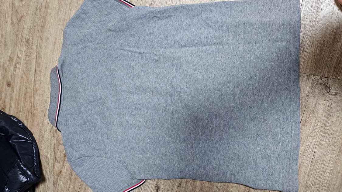 [S] 몽클레어 정품 반팔티셔츠 M(새상품급) 상품이미지2