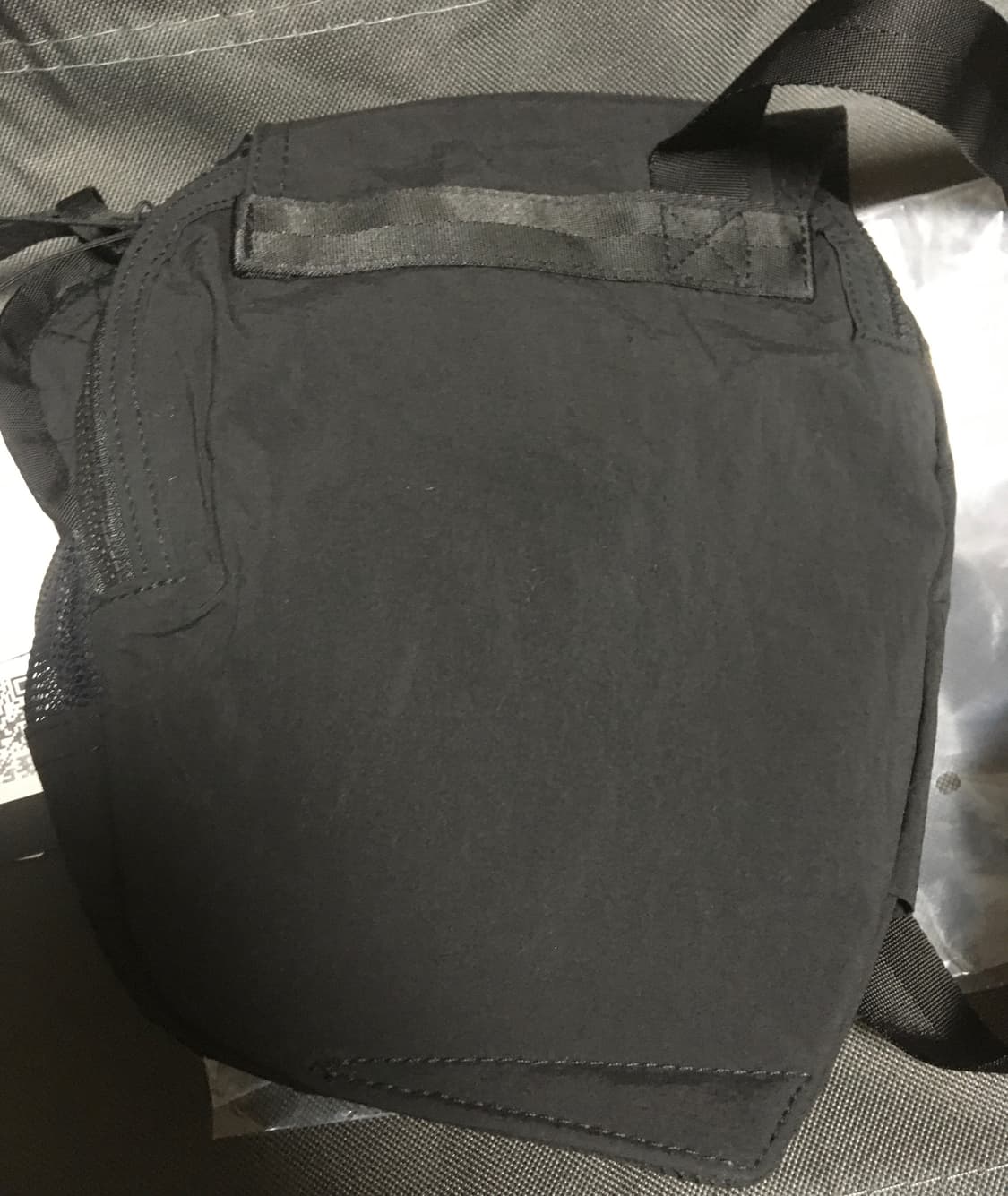 CP컴퍼니 숄더백 블랙 판매합니다  상품이미지8