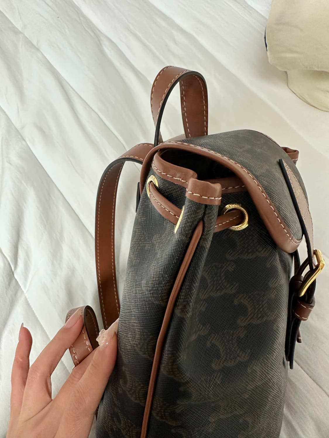 (실착5회미만)@직거래네고가능셀린느 미니 폴코 백팩 트리옹프 새상품급 상품이미지5