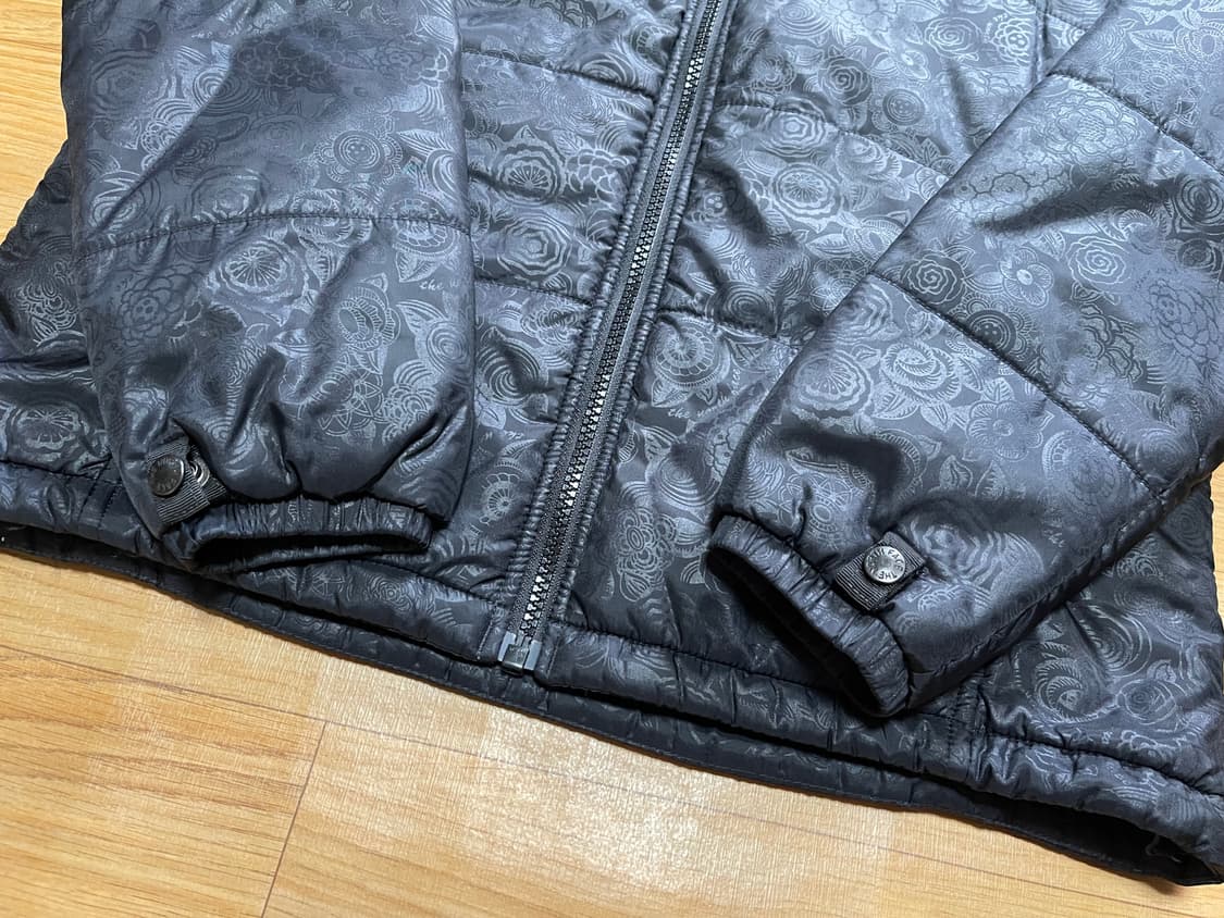 노스페이스 정품 여성용 내피용 패딩자켓 페이즐리패턴 85 상품이미지3