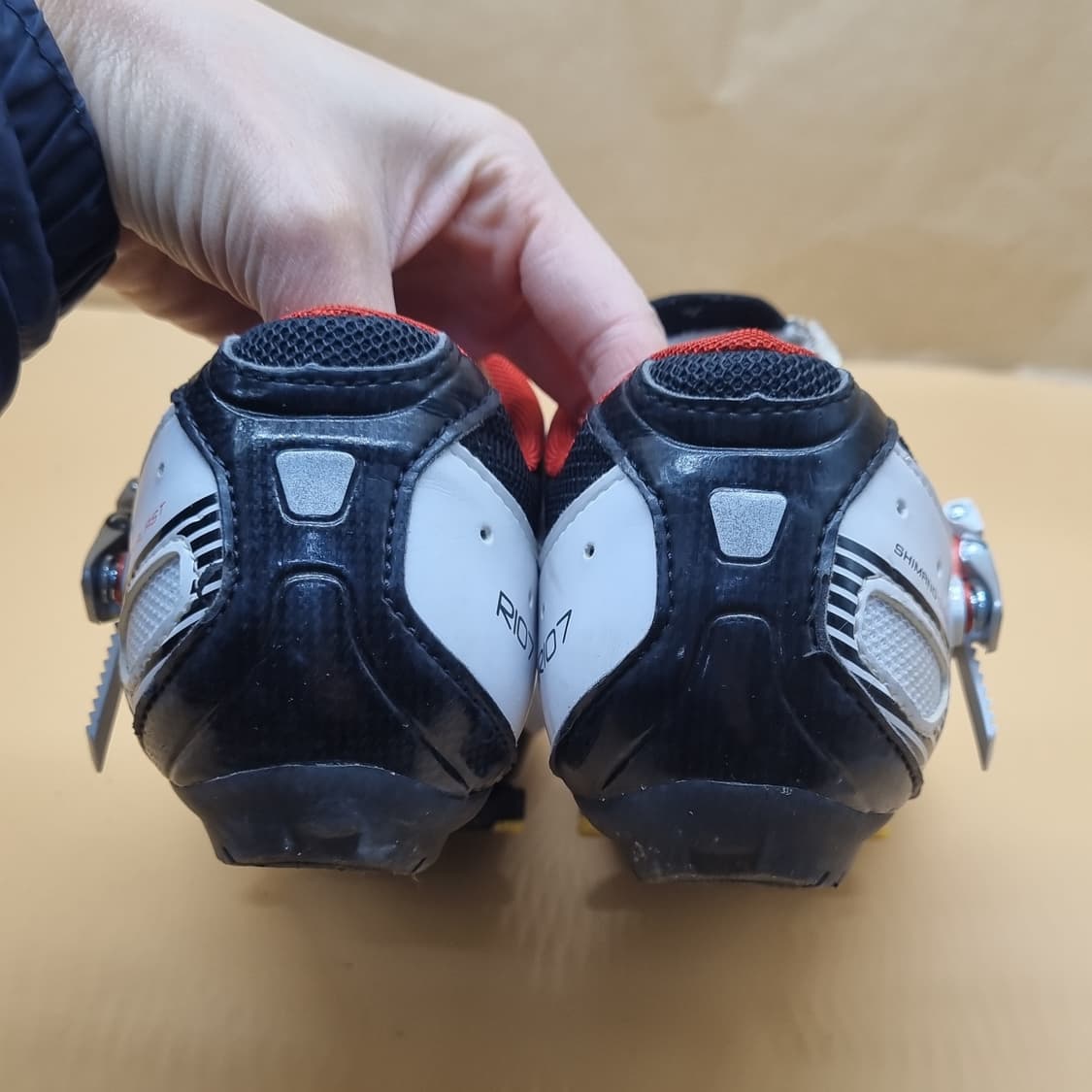 시마노 r107 클릿슈즈41 258 상품이미지4