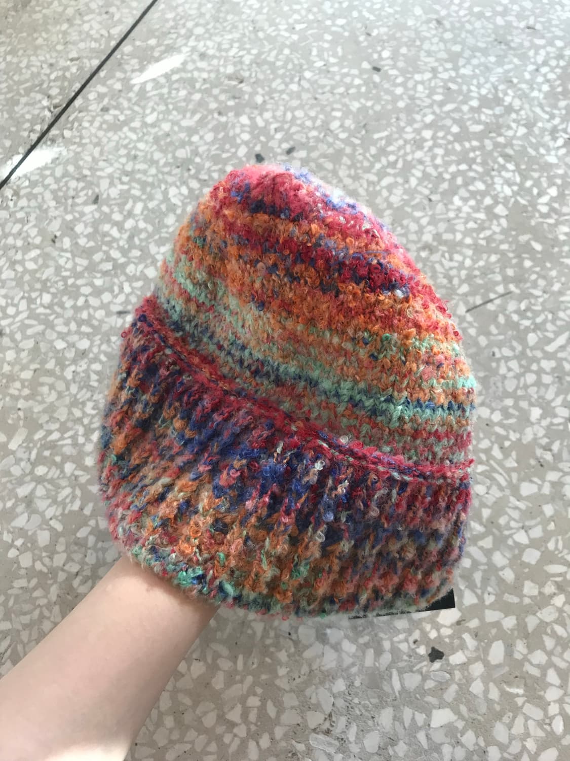 Hand-Knit Multicolor Cozy Wool Beanie  상품이미지4