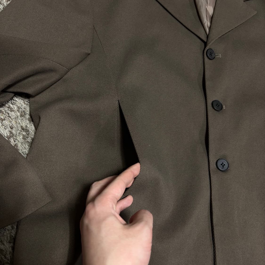 우먼FREE 시그니처 브라운 숏 블레이저 상품이미지3